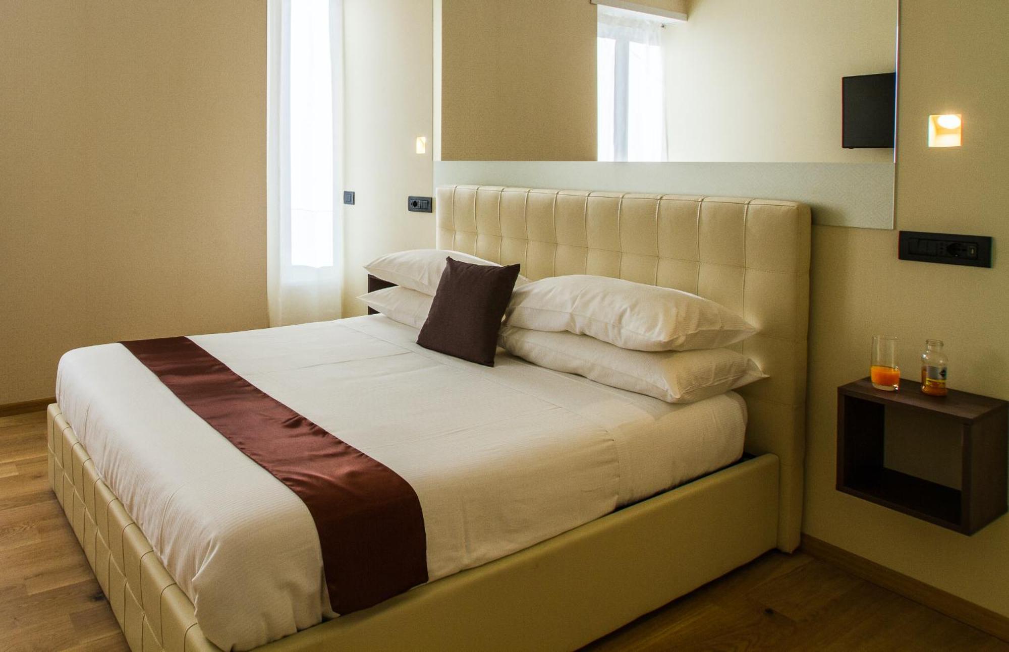 Aiello Rooms San Babila Milán Habitación foto